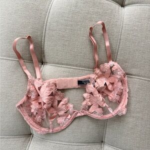 Victoria's Secret Floral Pink Lace Bra 32D